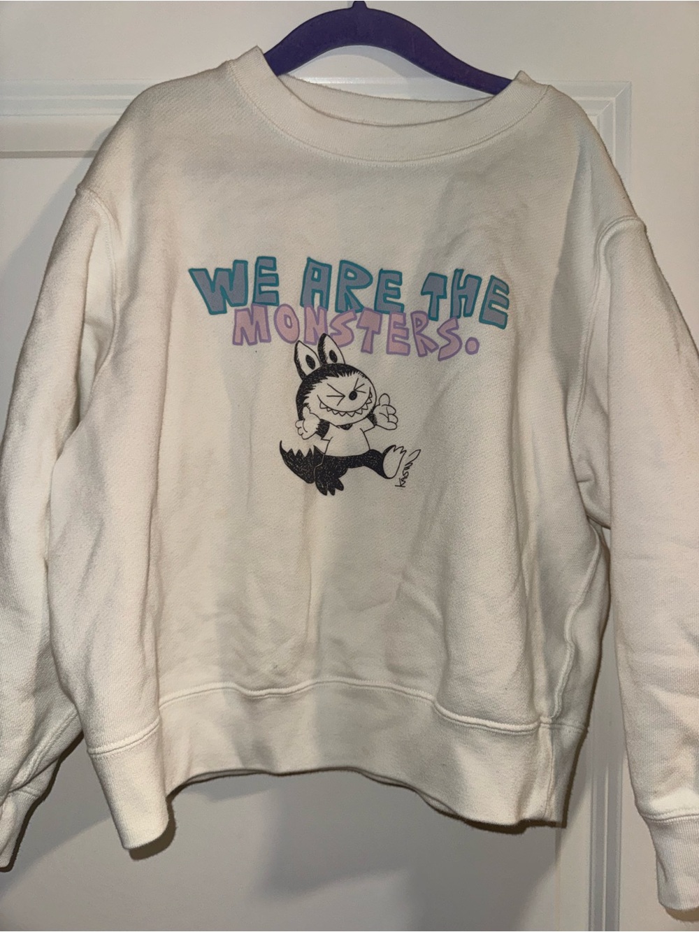 Uniqlo White 'We Are The Monsters' Graphic Crewneck Sweatshirt girls 7-8